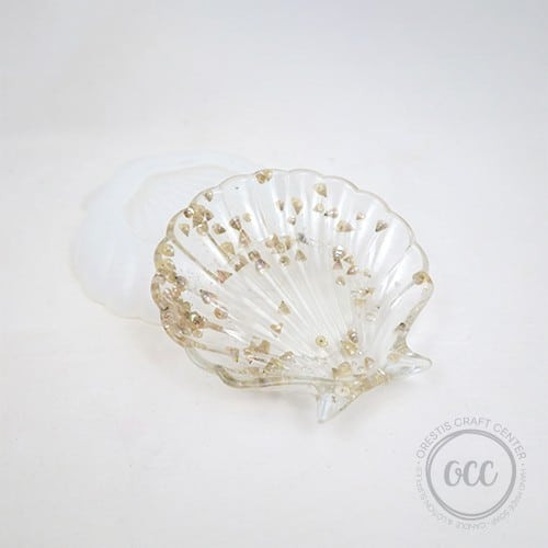 Molds for liquid glass